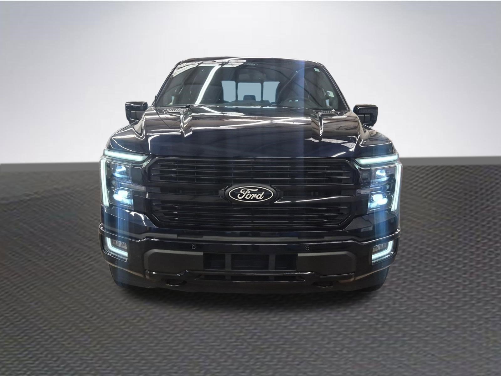 Certified 2025 Ford F150 Platinum AWD/4WD image 3