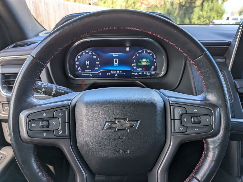 Used 2022 Chevrolet Suburban RST w/ Sport Performance Package image 25