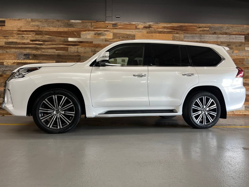Used 2019 Lexus LX 570 4WD w/ Luxury Package image 61