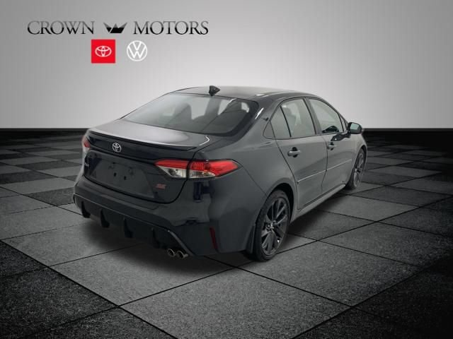 Used 2025 Toyota Corolla SE w/ SE Premium Package FWD image 6