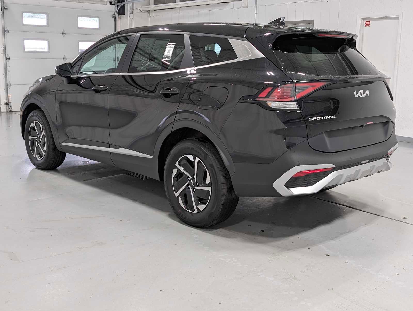 Certified 2023 Kia Sportage LX image 9