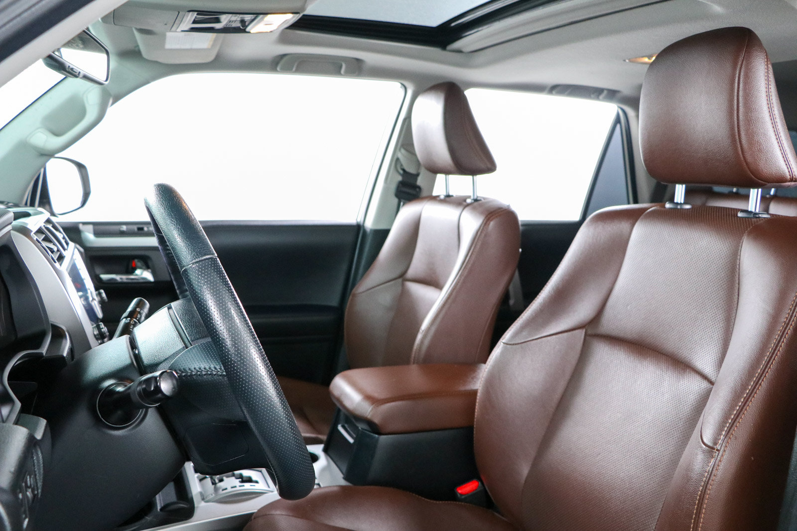 Used 2023 Toyota 4Runner Limited AWD/4WD image 24
