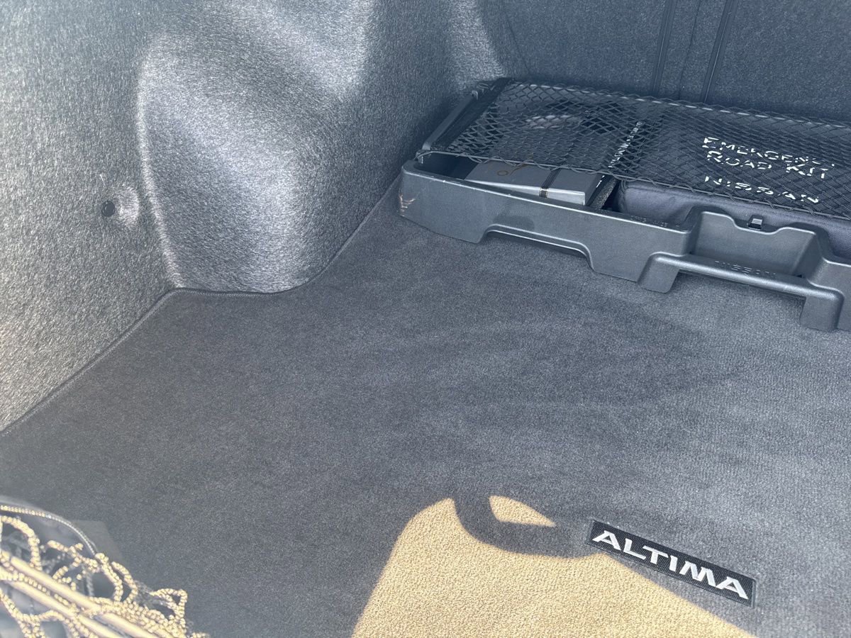 Used 2023 Nissan Altima 2.5 SR w/ SR Premium Package image 48