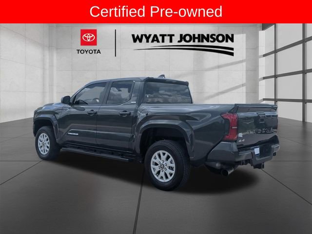 Certified 2025 Toyota Tacoma SR5 AWD/4WD image 3