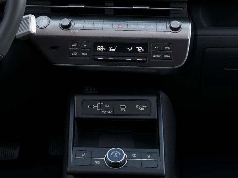 New 2026 Hyundai Kona SEL Premium AWD/4WD image 16