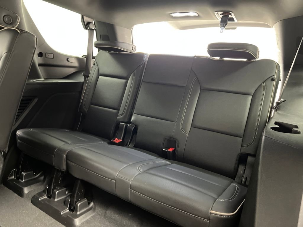 Used 2023 GMC Yukon SLT image 28