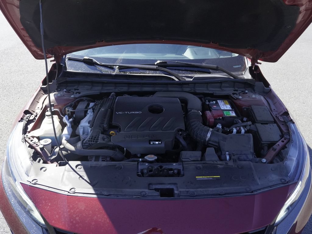 Used 2023 Nissan Altima 2.0 SR FWD image 34