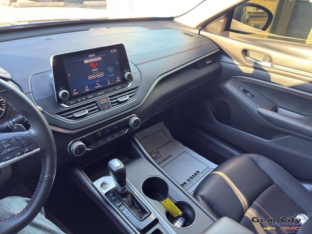 Used 2022 Nissan Altima 2.5 SR image 15