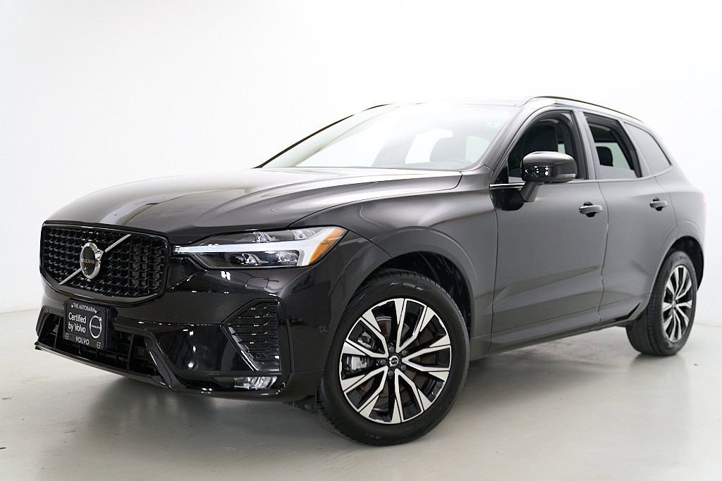Certified 2025 Volvo XC60 B5 Plus w/ Climate Package AWD/4WD image 2