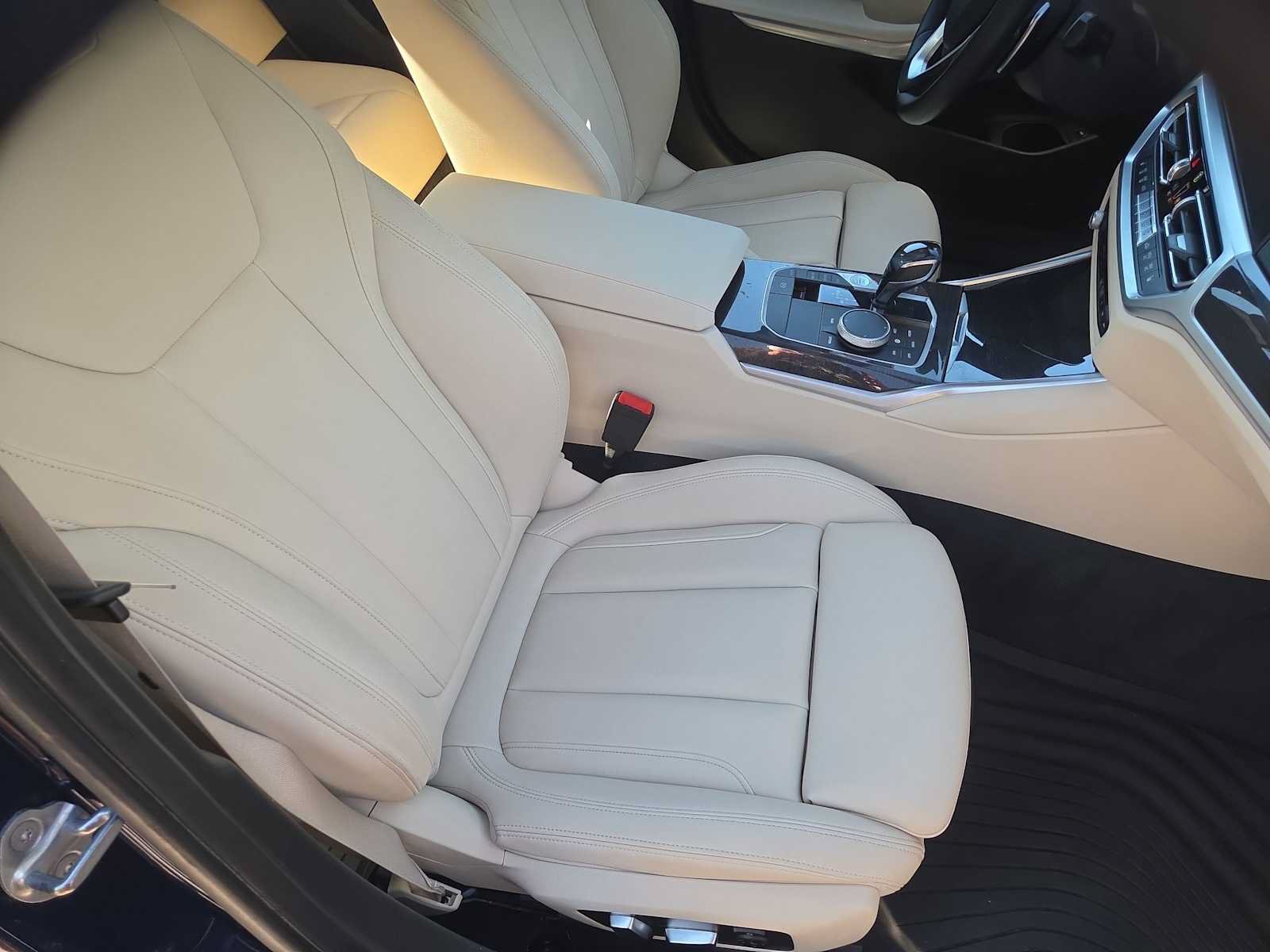 Used 2020 BMW 330i xDrive Sedan w/ Convenience Package AWD/4WD image 22
