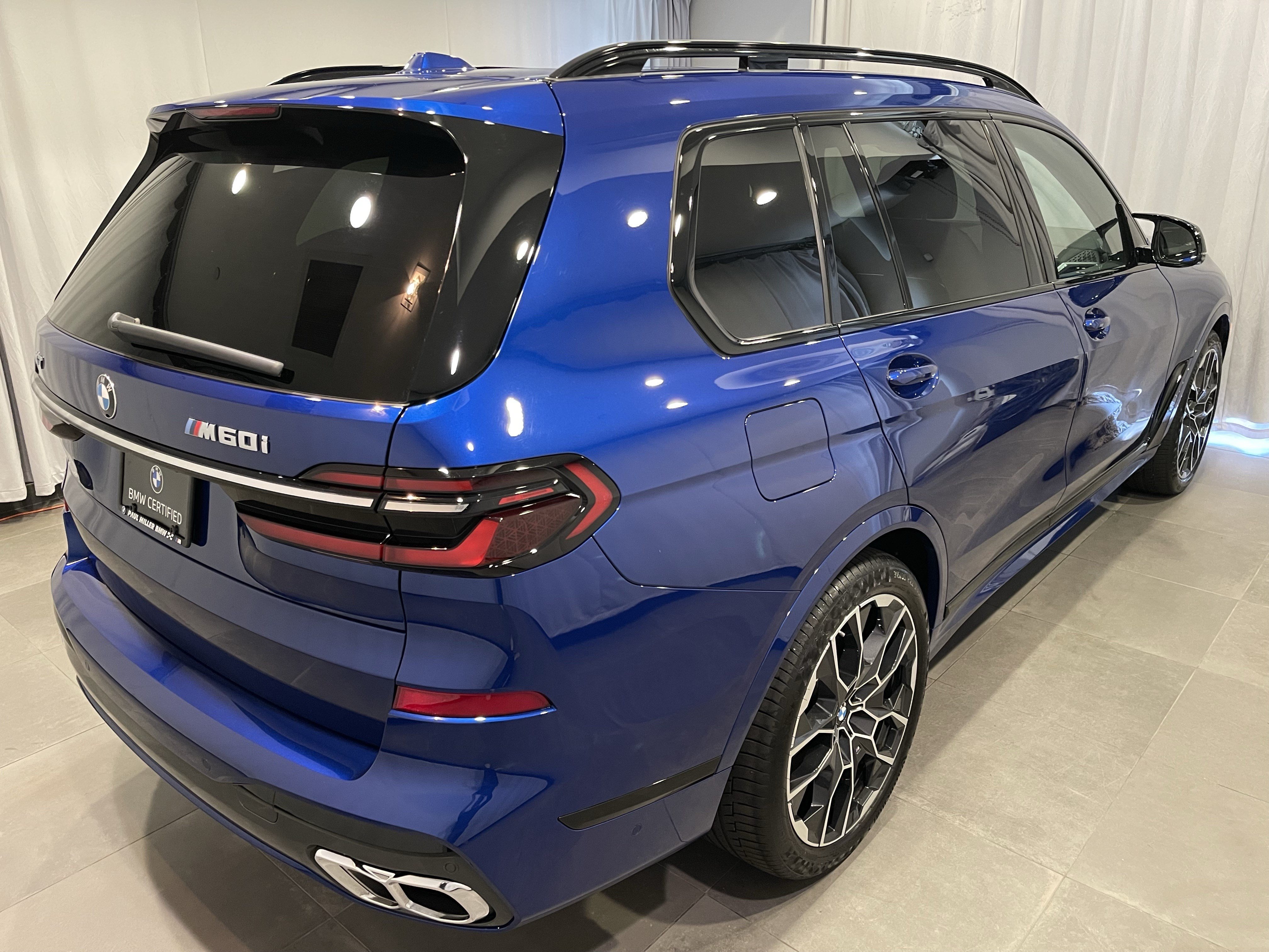 Used 2026 BMW X7 M60i AWD/4WD image 6