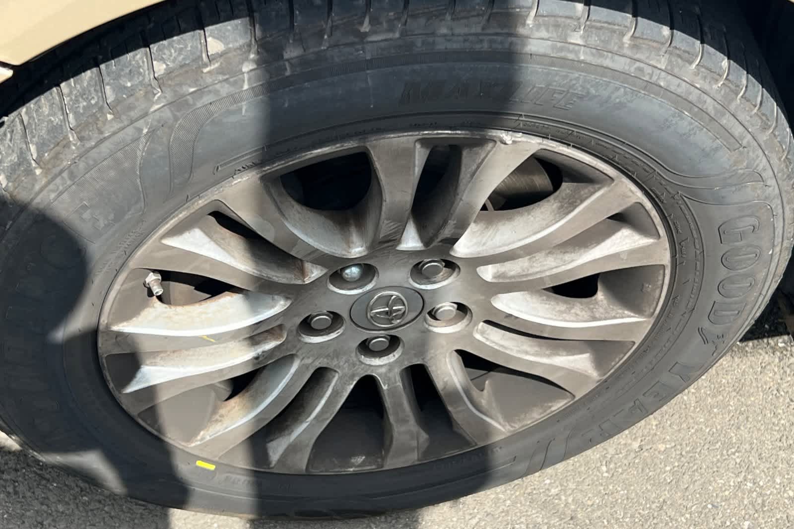 Used 2014 Toyota Sienna XLE FWD image 10