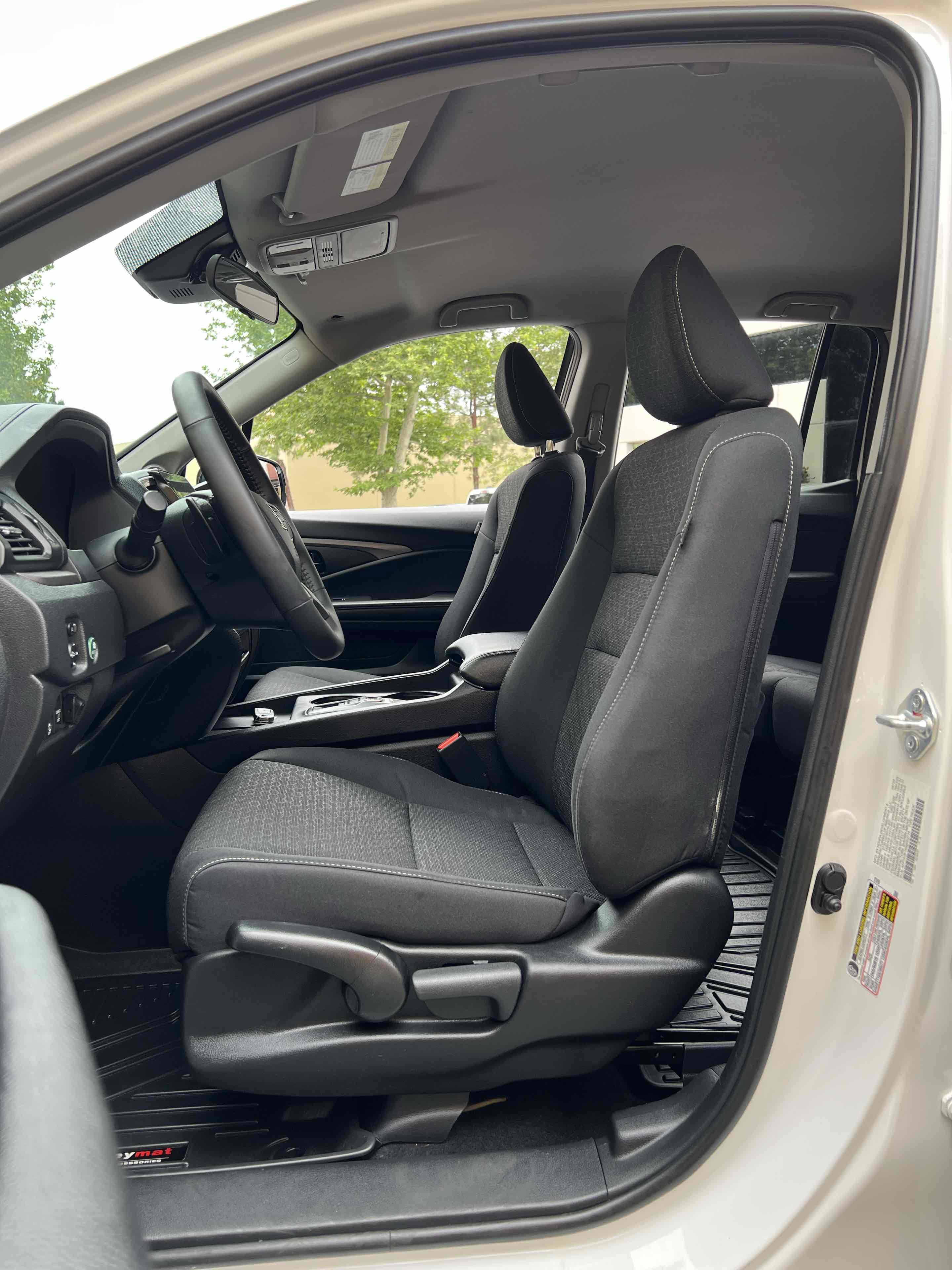 Used 2025 Honda Ridgeline Sport image 53
