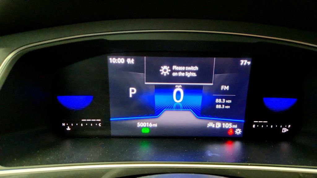 Used 2022 Volkswagen Tiguan SE image 12