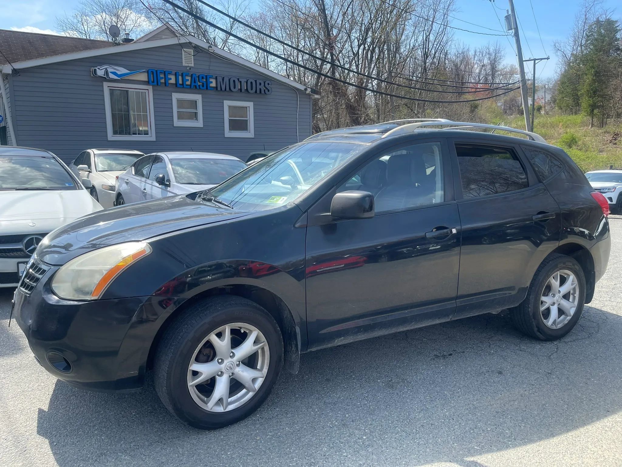 Used 2008 Nissan Rogue SL w/ Premium Pkg image 1