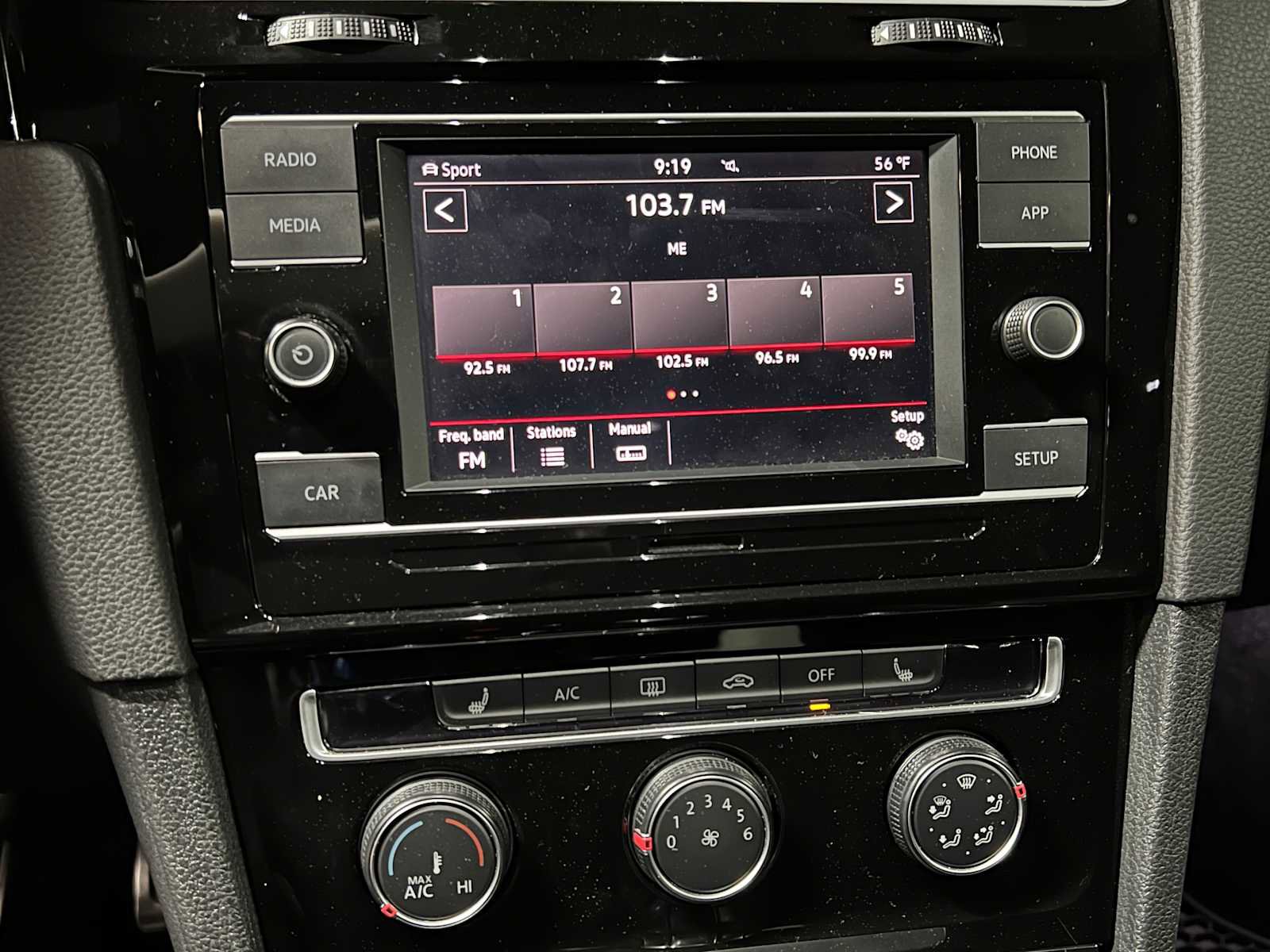 Used 2019 Volkswagen GTI S FWD image 32