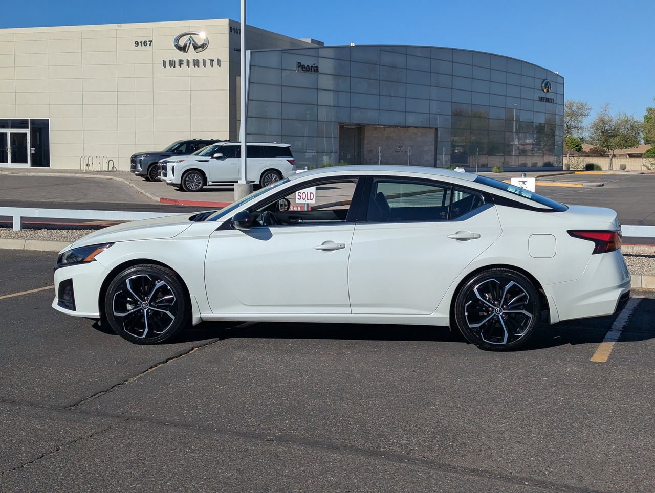 Certified 2025 Nissan Altima 2.5 SR image 7