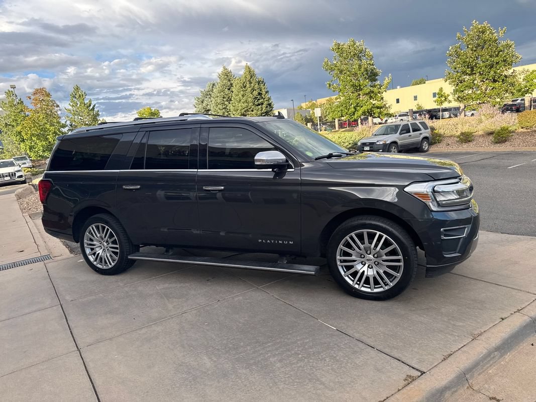 Used 2022 Ford Expedition Max Platinum AWD/4WD image 6