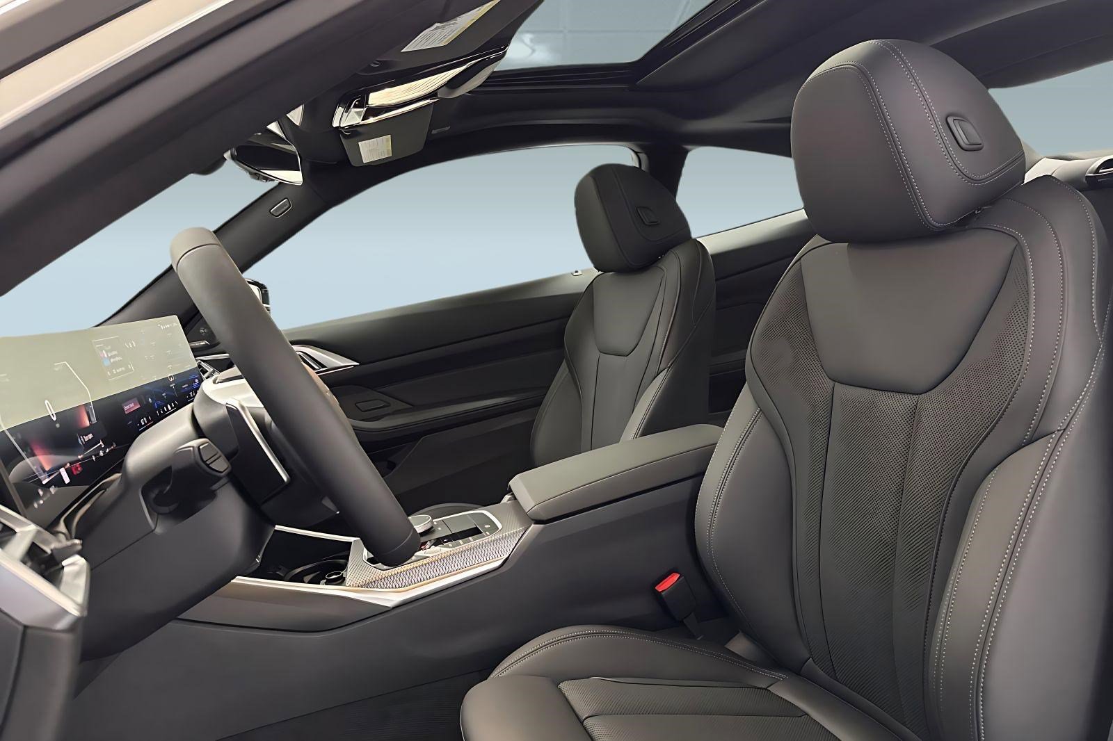 New 2026 BMW 430i Coupe w/ Parking Assistance Package image 21