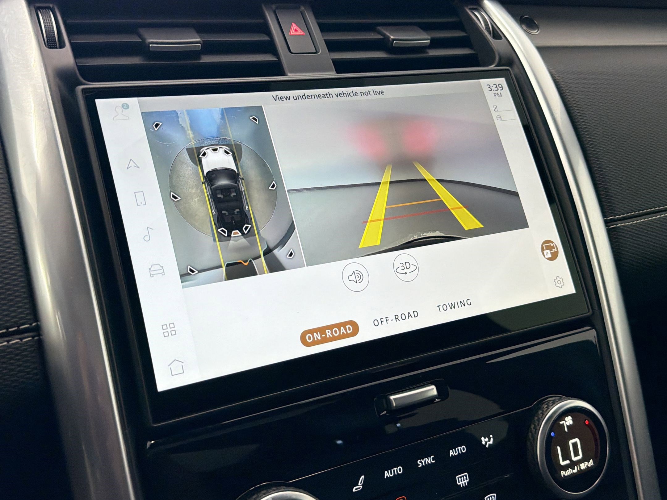 Used 2025 Land Rover Discovery Dynamic SE image 22