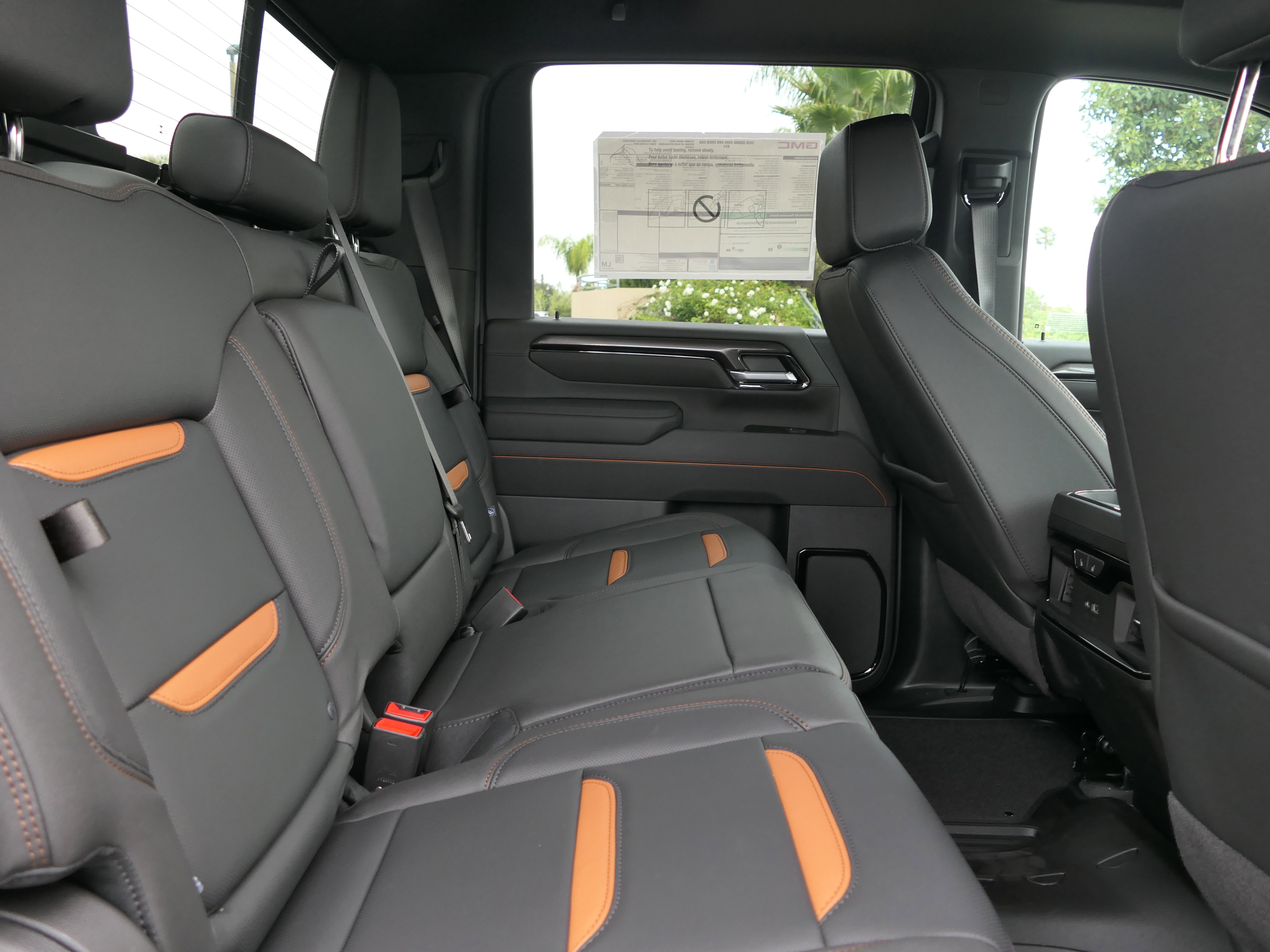 New 2026 GMC Sierra 2500 AT4 w/ AT4 Premium Plus Package AWD/4WD image 23
