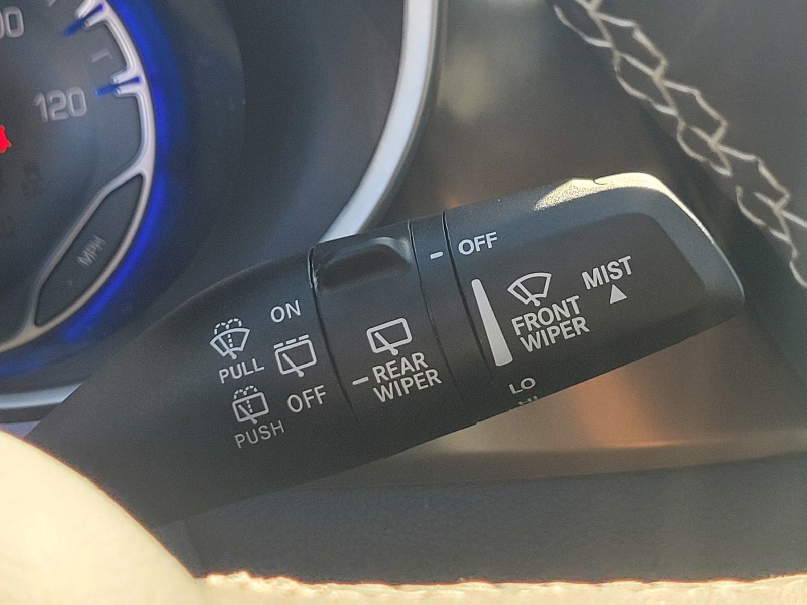 New 2026 Chrysler Pacifica Select FWD image 26