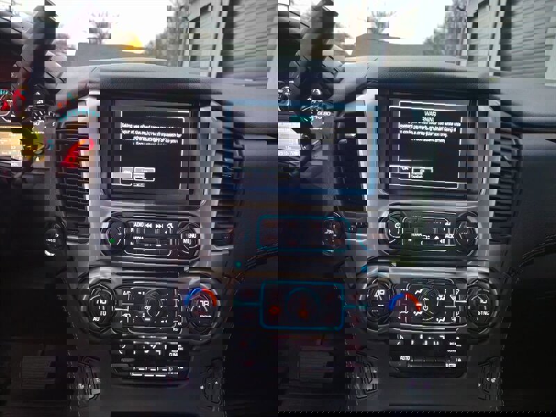 Used 2019 Chevrolet Tahoe LT image 22