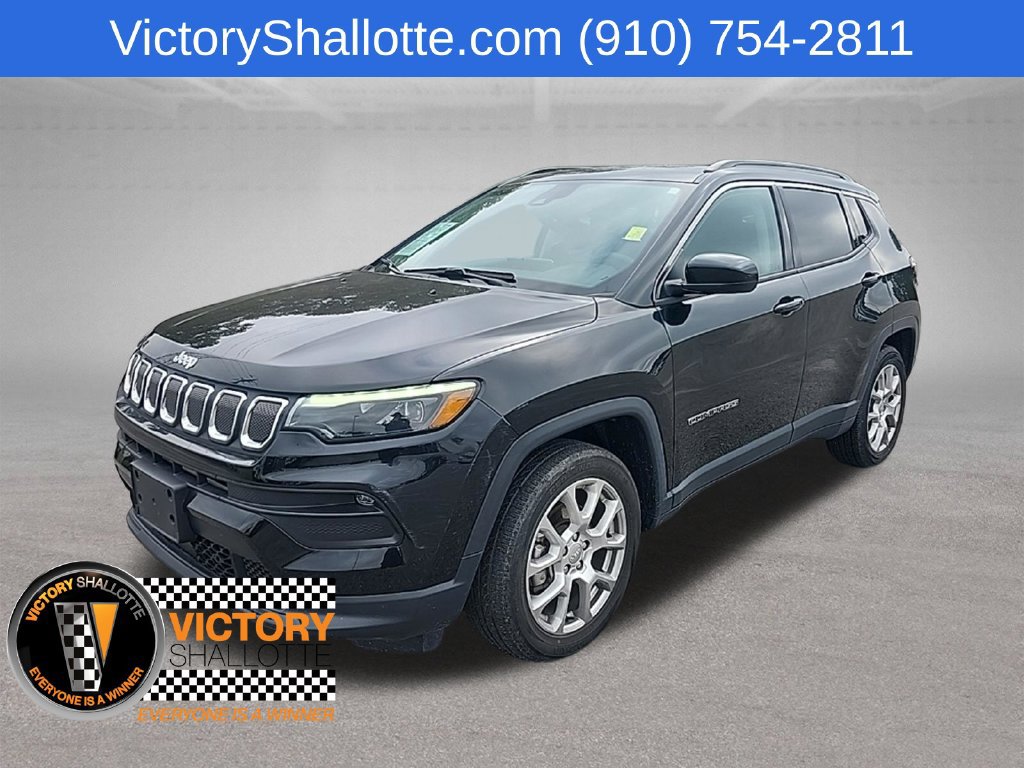 Used 2022 Jeep Compass Latitude w/ Sun and Sound Group AWD/4WD image 15