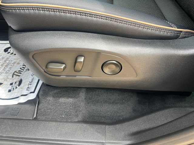 Certified 2026 Chevrolet Traverse High Country w/ LPO, Floor Liner Package AWD/4WD image 11