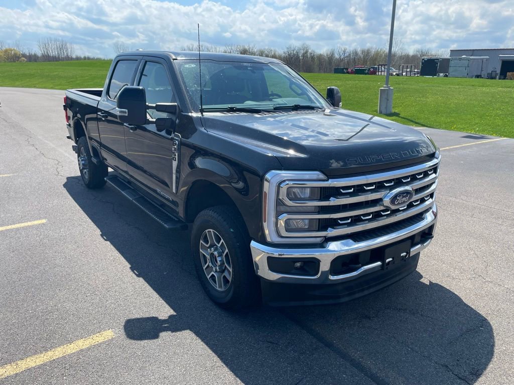 Used 2025 Ford F350 Lariat w/ Camper Package AWD/4WD image 3