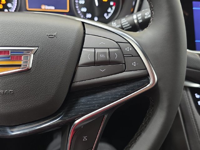New 2026 Cadillac XT5 Premium Luxury w/ Driver Assist Package AWD/4WD image 14