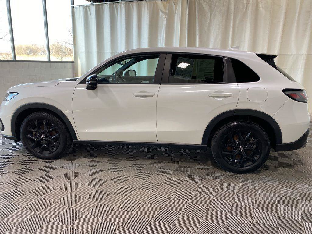 Certified 2023 Honda HR-V Sport image 5
