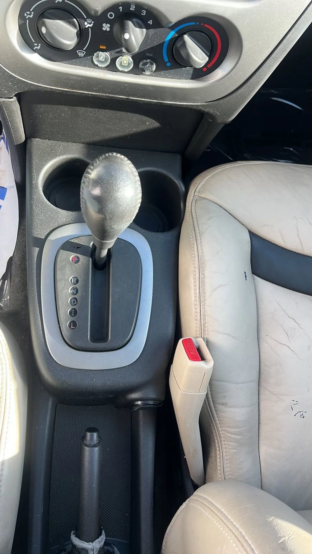 Used 2004 Saturn ION Level 3 image 22