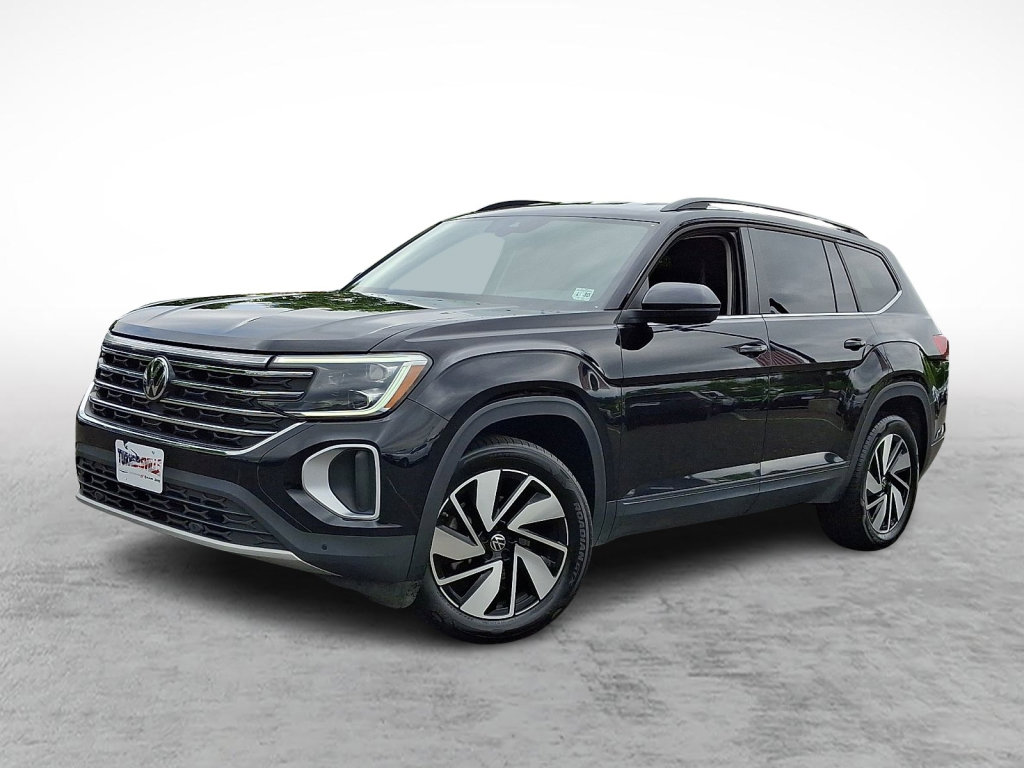 Used 2025 Volkswagen Atlas SE AWD/4WD image 1
