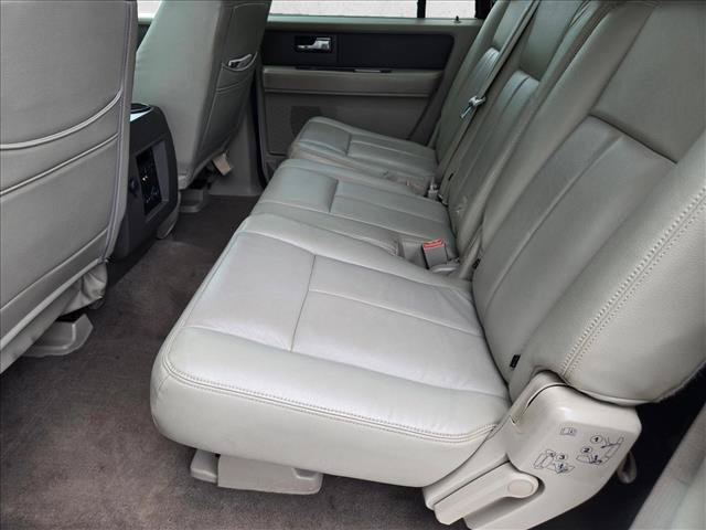 Used 2011 Ford Expedition EL XLT RWD image 16
