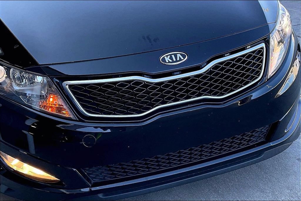 Used 2011 Kia Optima SX w/ Premium Touring Pkg FWD image 30