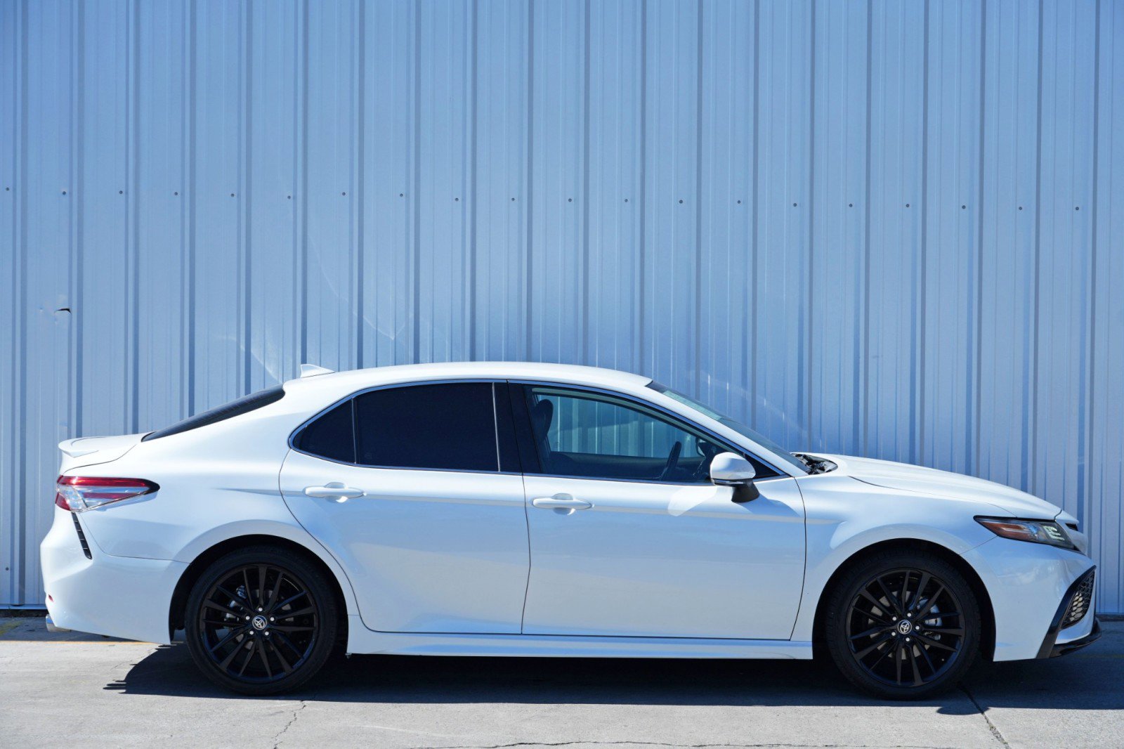 Used 2021 Toyota Camry XSE image 49