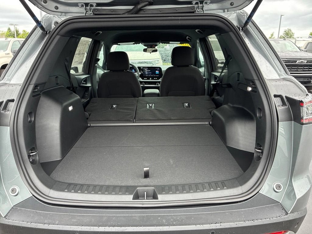 New 2027 Chevrolet Equinox LT AWD/4WD image 28