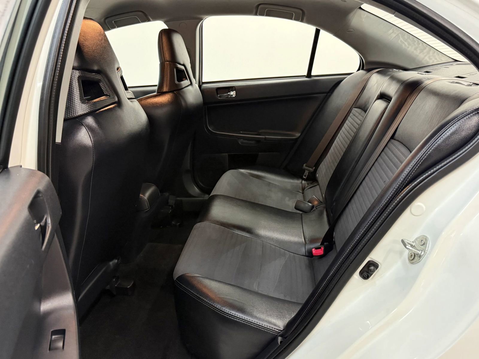 Used 2014 Mitsubishi Lancer Evolution MR image 18