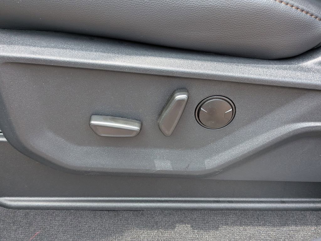 New 2026 Ford F250 Lariat AWD/4WD image 9