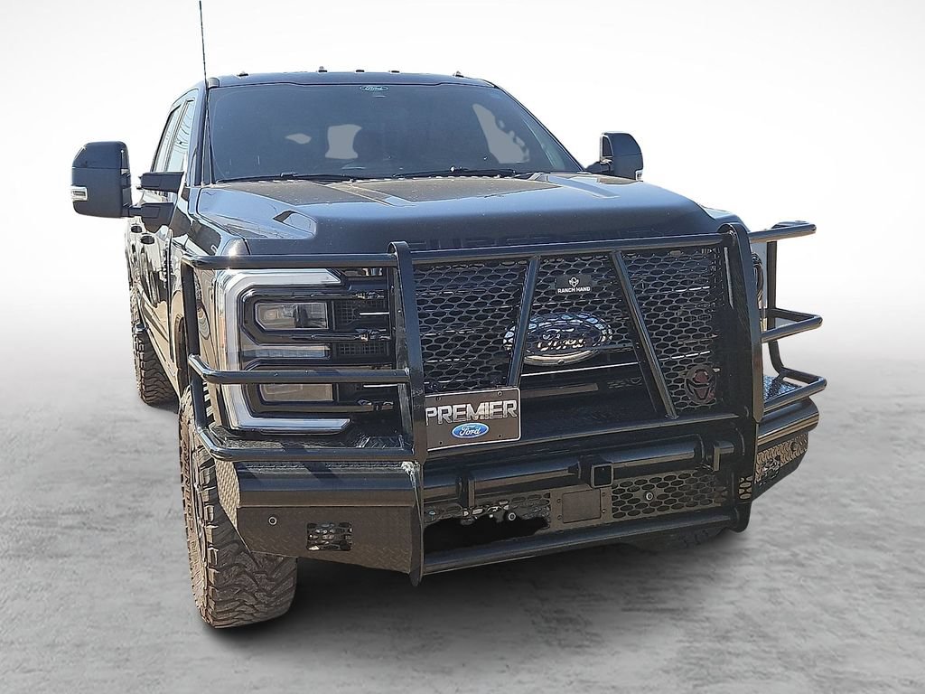 Used 2025 Ford F350 Platinum AWD/4WD image 2