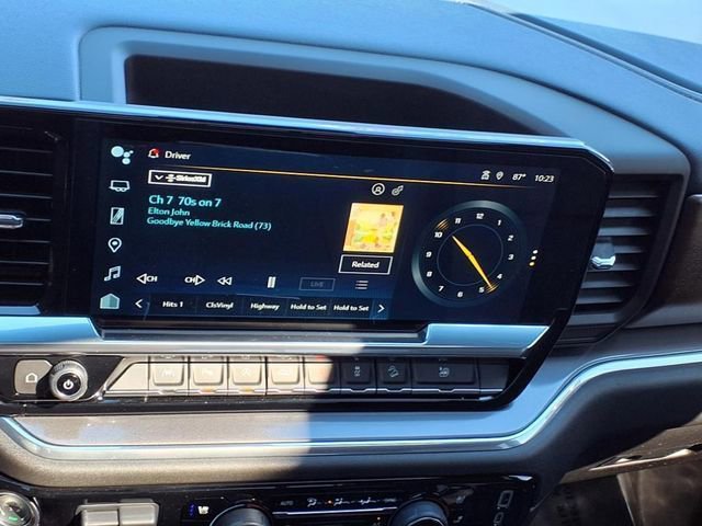 Used 2025 Chevrolet Silverado 1500 High Country w/ Technology Package AWD/4WD image 20