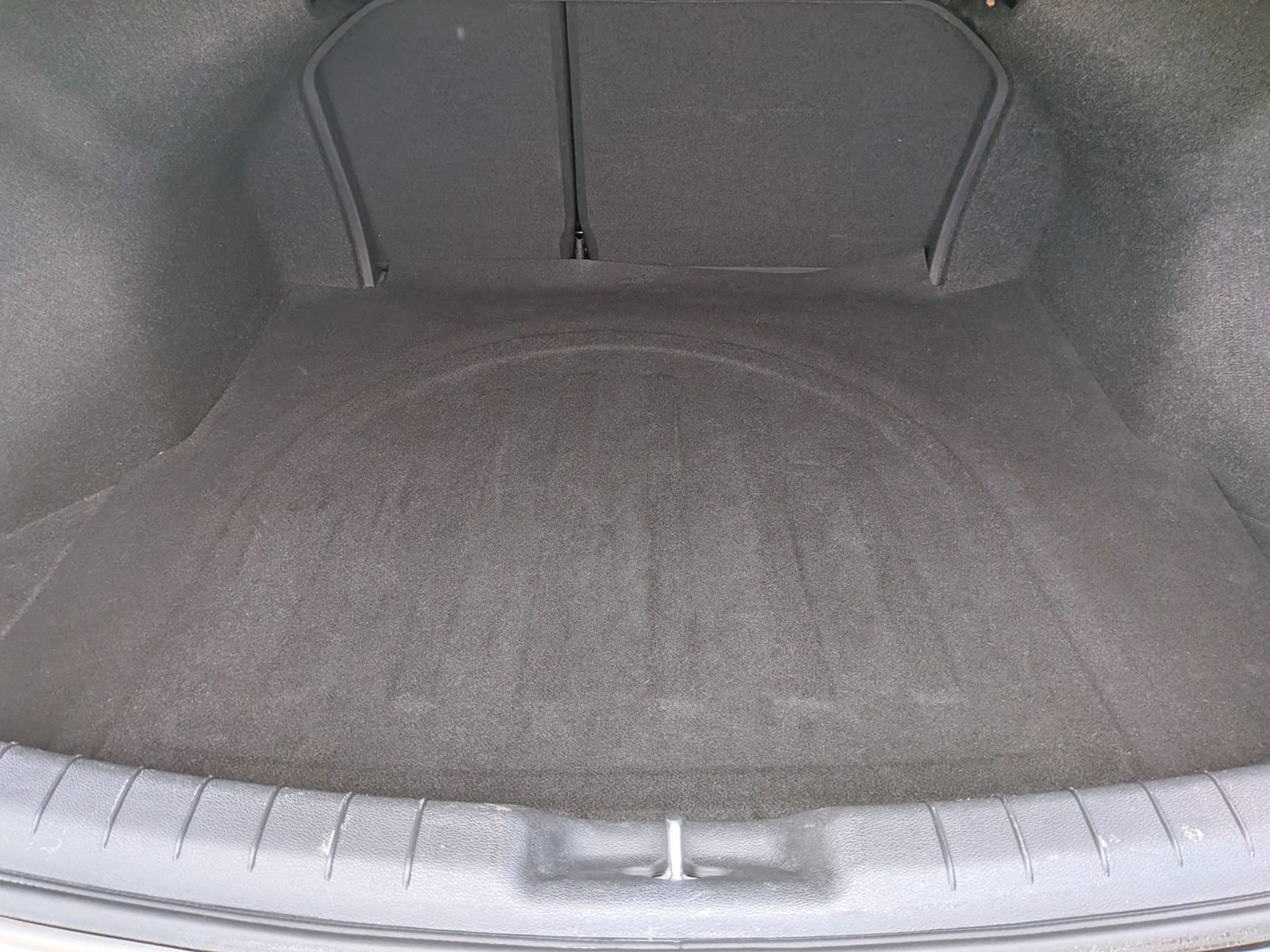 Used 2020 Hyundai Elantra SEL w/ Winter Weather Package FWD image 24