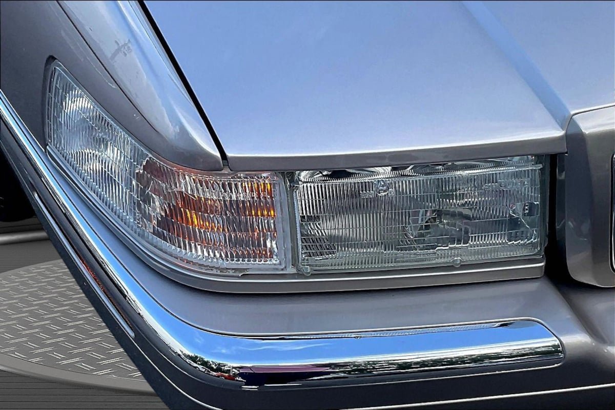 Used 1996 Cadillac Eldorado FWD image 29
