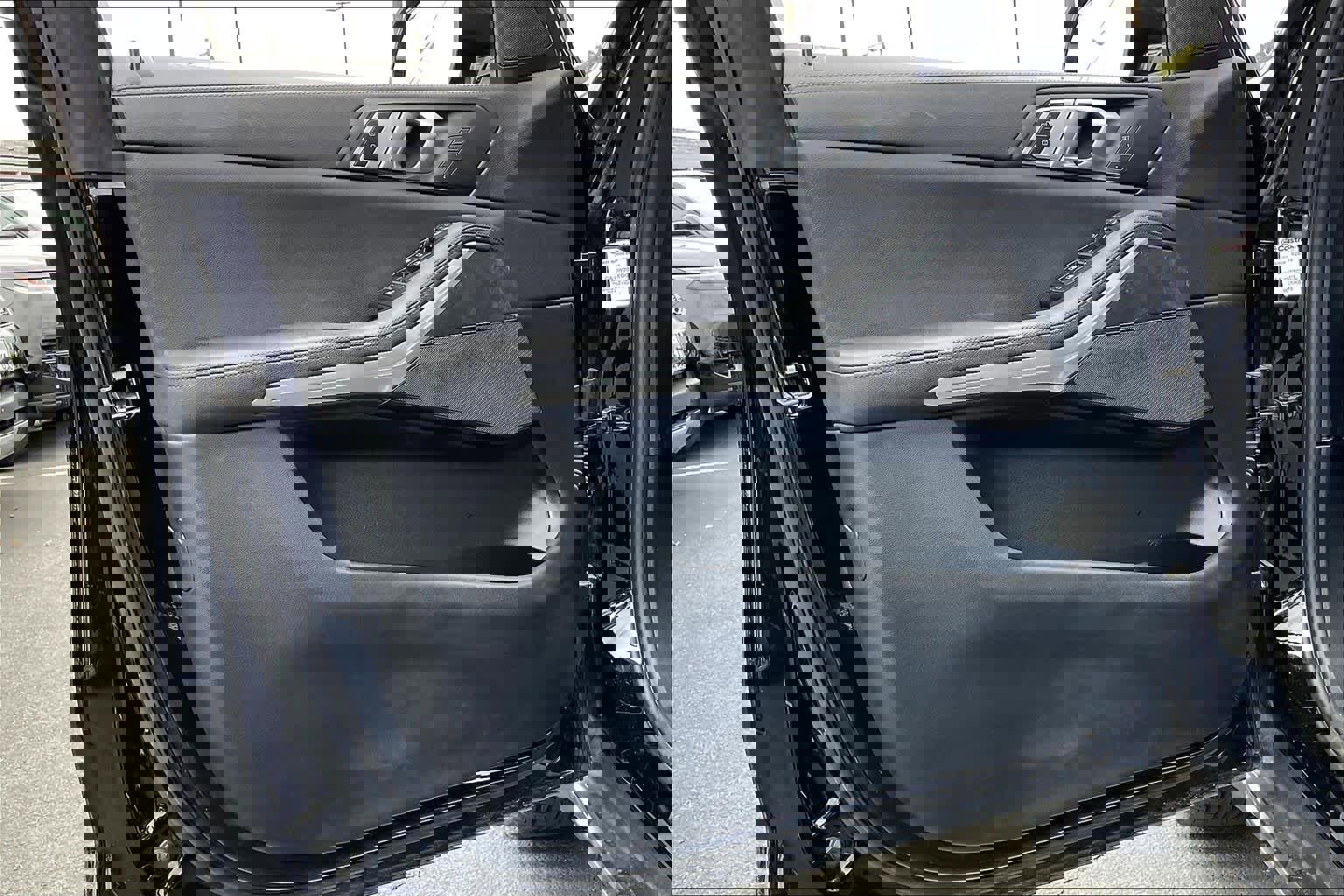 Used 2022 BMW X5 xDrive40i w/ Climate Comfort Package image 26