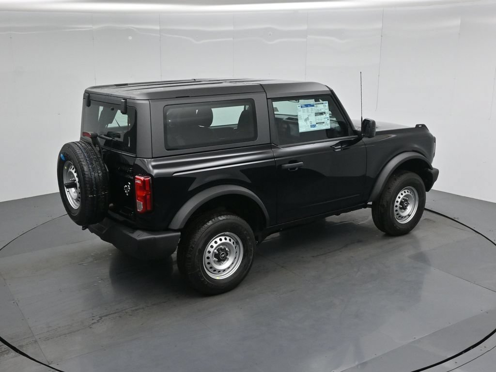 New 2026 Ford Bronco 2-Door AWD/4WD image 32