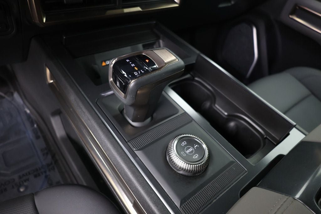 Used 2024 GMC Hummer EV 2X AWD/4WD image 15