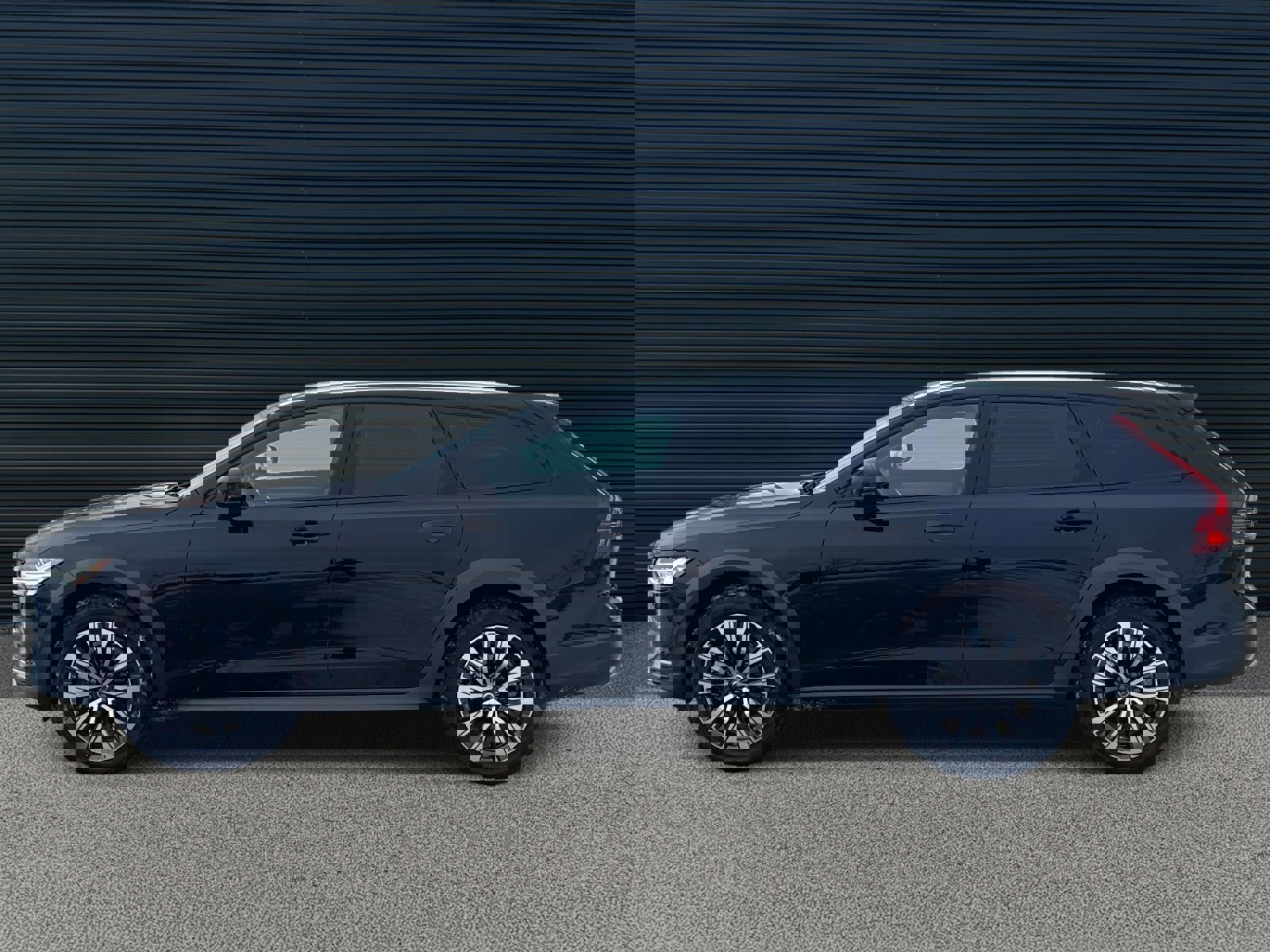 Certified 2024 Volvo V90 B6 Cross Country Plus image 8