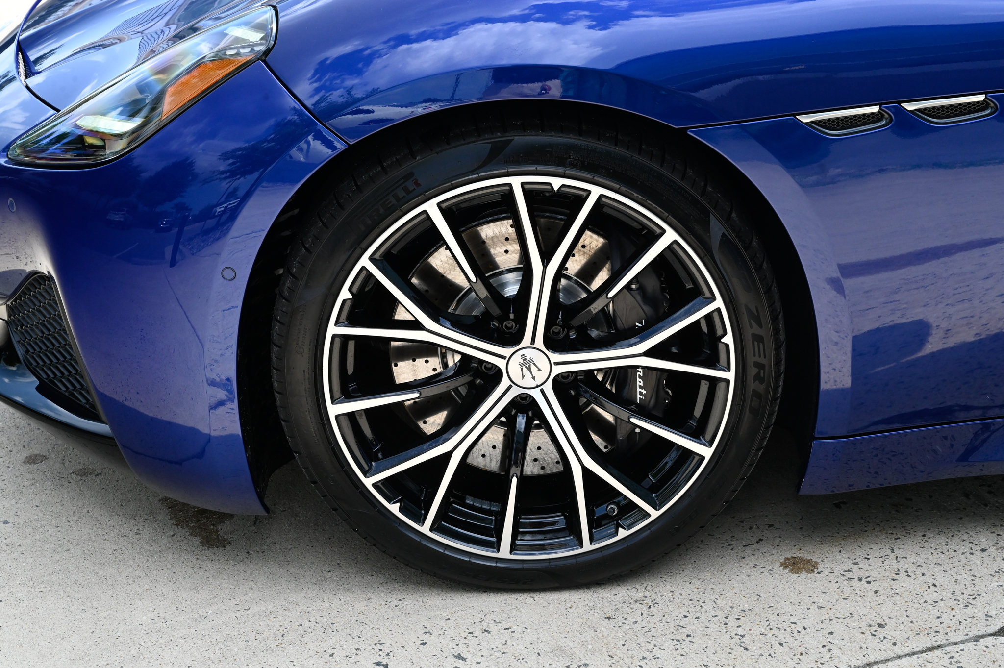 New 2026 Maserati GranCabrio Modena AWD/4WD image 9