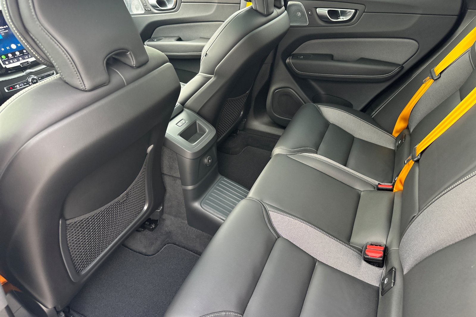 Certified 2024 Volvo XC60 T8 Polestar AWD/4WD image 13
